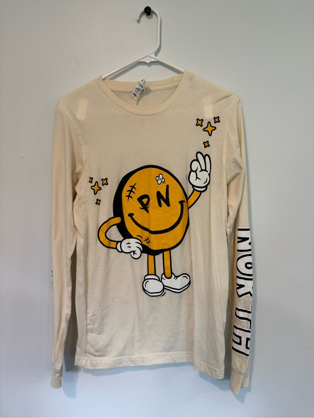 Point North Cream Long-Sleeve Graphic Tee
